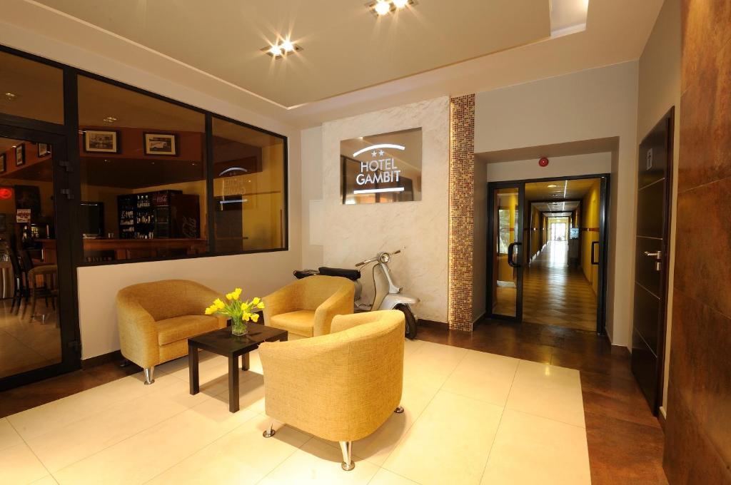 Hotel Gambit I Restauracja Cieszyn Цешин Экстерьер фото
