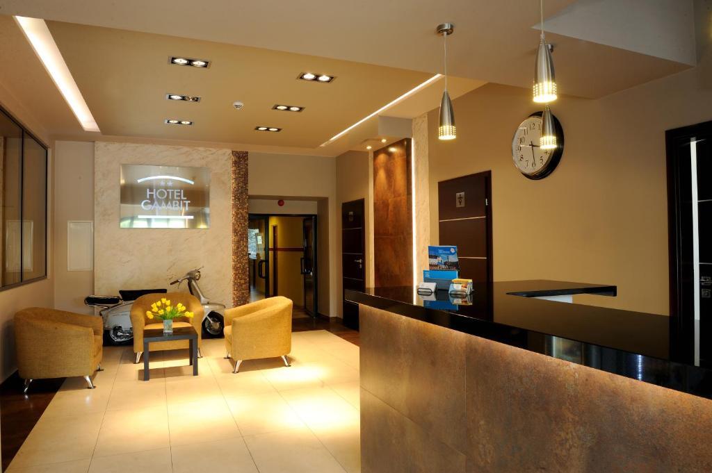 Hotel Gambit I Restauracja Cieszyn Цешин Экстерьер фото
